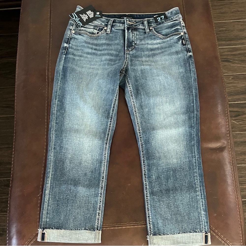 Silver Jeans Classic Blue Denim Capri